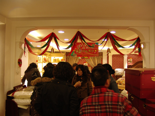 南方寢飾平安夜特賣會銷售破百萬