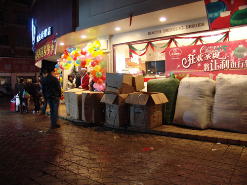南方寢飾平安夜特賣會銷售破百萬