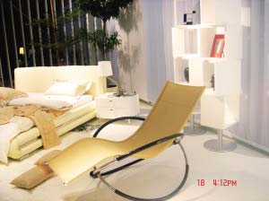 �������¿��Ҿ�չ���L���Ƭ