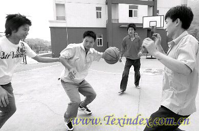 �S�Ɯ�ܰ�҈@�����gЦ