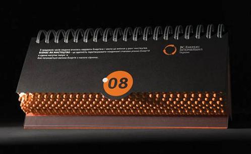 用火柴制作的個性臺歷