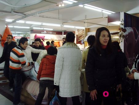 艾萊依家紡麗水店銷售排商場第一