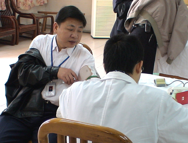 ˯������˾�M���T����Ը�IѪ