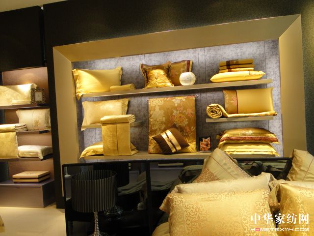 ���Ҽ�Ʒ�����]��