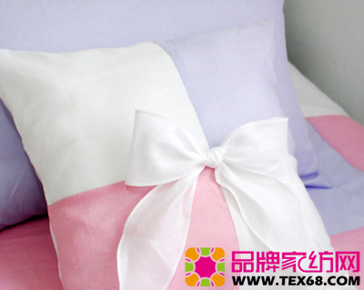 蕾絲布藝抱枕打造浪漫家居