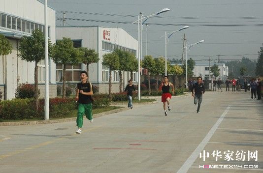 �����������_ȫ�w�T���\(y��n)��(d��ng)��(hu��)