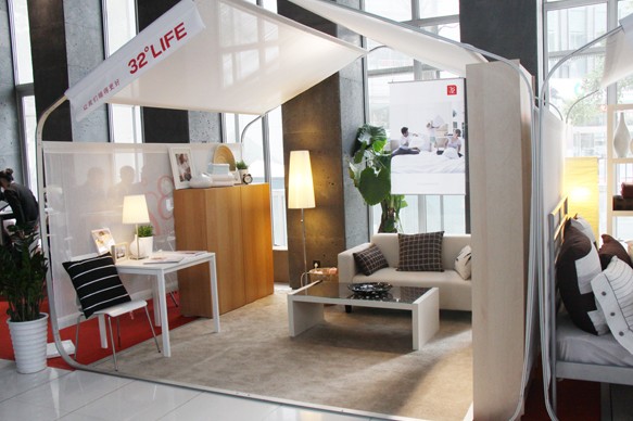 32��LIFE�������Gɫ�����ի@����˯��