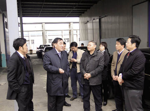 王天凱赴安徽考察化纖企業(yè)