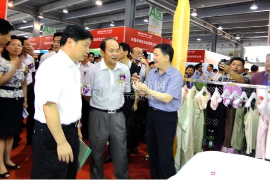 綠冬絲科在廣州展會上大放異彩