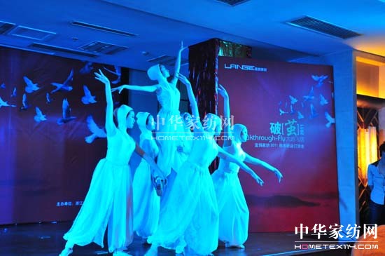 �{(l��n)��2011�ﶬӆ؛�����A�M