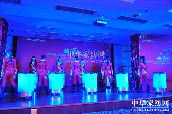 �{(l��n)��2011�ﶬӆ؛�����A�M