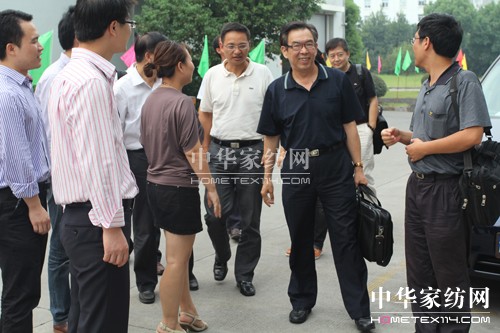 ���ҹ��Ų����ҁ����d���F(tu��n)�����{(di��o)��