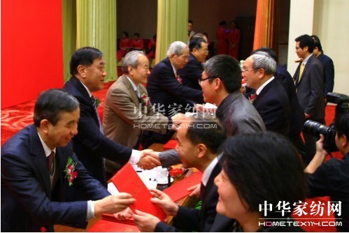 ������֮�⡱�Ƽ��������ھ��C��