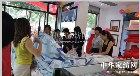 凡語家紡加盟商談其創業心得