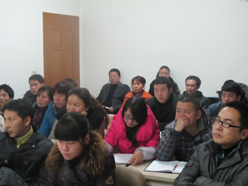 依諾雅開展“如何做一個合格管理者”培訓