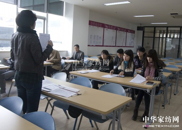 紫羅蘭家紡第五期新員工培訓(xùn)拉開(kāi)帷幕