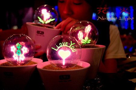 �����c�������Ի���Сҹ��