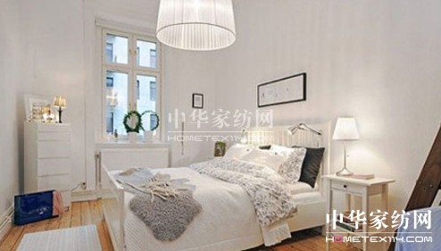 清爽白色家紡打造夏日雅致居室
