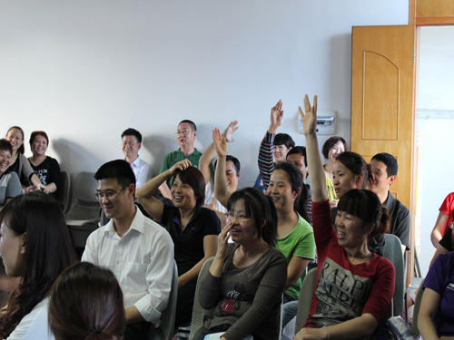 ��P���ľ���չ����˹�L��