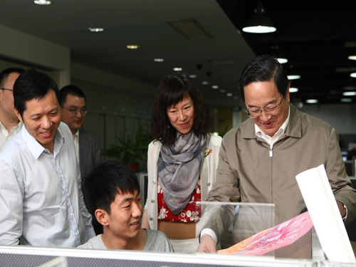 上海市委書記俞正聲視察羅萊總部