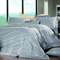 �����{�{