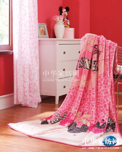 迪士尼家紡2012秋冬新品打造快樂時(shí)尚家