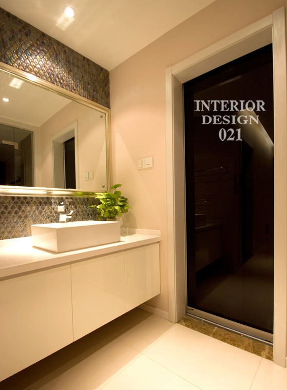 ľ�̻����b���ܰ�ĺ��L����