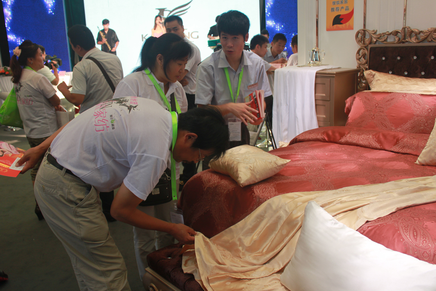 �Pʢ�Ҽ��Ҽ�չ�����������پ��˚�