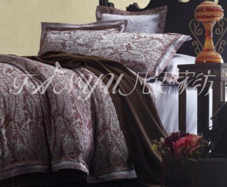 凡語(yǔ)家紡:2012秋冬家紡流行元素