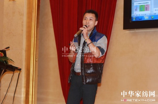 ���R���Ҽ�2013������Ʒӆ؛���A�M�e��