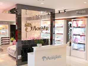 ���˹ �������γ�Ʒ���L��