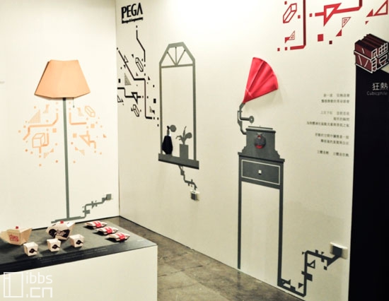 可以貼在墻上的壁紙家電