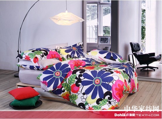 多喜愛家紡:床品流行撞色時尚