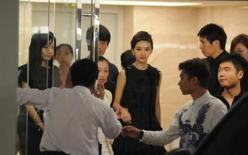 �R���P�I�10��Ů�Ǳ��S���PK