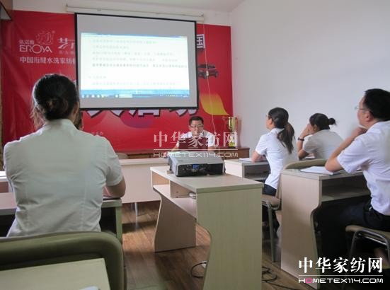 ���Z�żҼ���2013���n�����A��܇�󪄡����