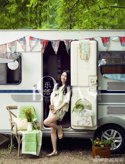 陶虹最新寫真出爐享受自然樂活狀態