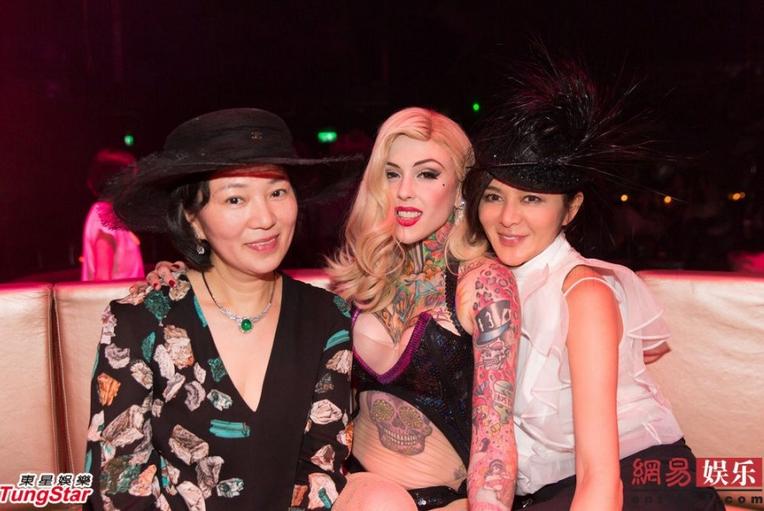 劉嘉玲辦派對為好友慶生關之琳助陣