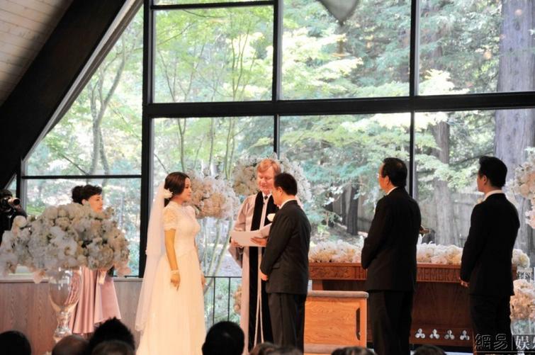 劉曉慶美國婚禮現場照曝光