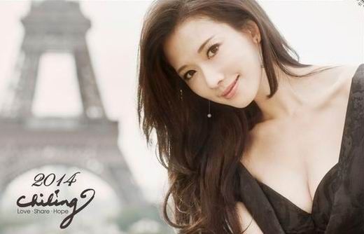 林志玲2014年歷照曝光 薄紗睡衣秀事業線