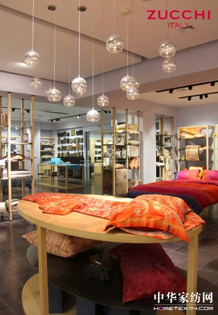 意式家紡ZUCCHI旗艦店羅萊家居廣場(chǎng)開(kāi)業(yè)