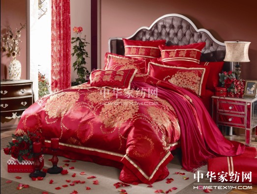 圣夫島2014春夏新品開啟至臻“愛”之旅