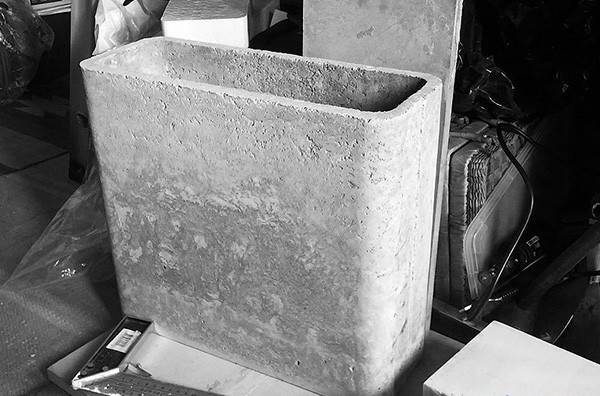 體現白天和夜晚差異化的床頭柜