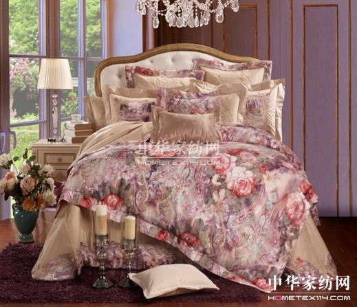 伊人島家紡詮釋多彩家裝風(fēng)情