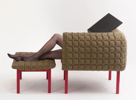 舒適感極佳的不對稱椅子