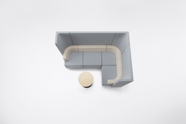 “小括號”形狀的沙發(fā)(2)