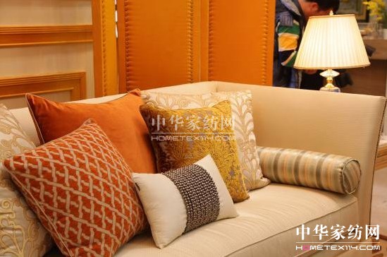 2014(��)���ڇ�(gu��)�H�Ҽ���ˇ�߼Ҿ��b�չ�A�M(m��n)�]Ļ