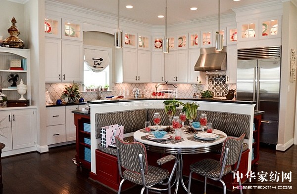 【2】古典風(fēng)吹襲廚房不老設(shè)計(jì)個(gè)性辣媽最愛(ài)