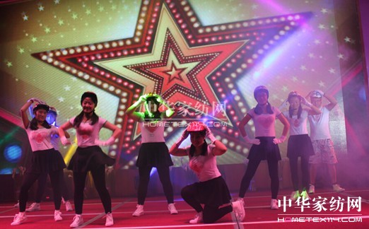 2014"創(chuàng)新•贏未來"凱盛秋冬新品發(fā)布會落幕