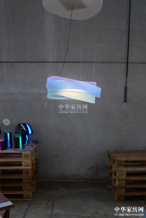 交響樂的創(chuàng)意藝術(shù)吊燈