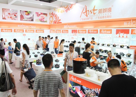 108屆百貨會(huì)現(xiàn)場(chǎng)引領(lǐng)O2O“售前體驗(yàn)”